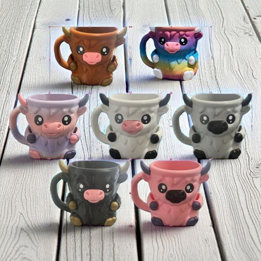 Highland Cow Pint Cozy set with handle, 3D printed ice cream sleeves in various colors